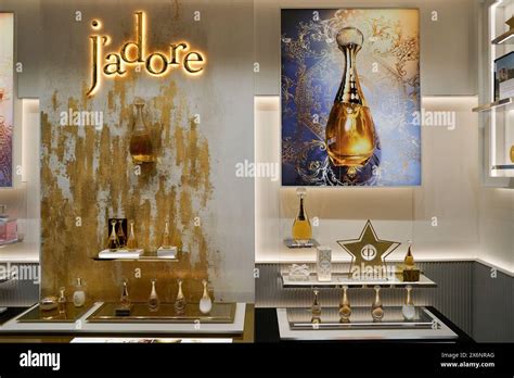 j'adore singapore perfume.